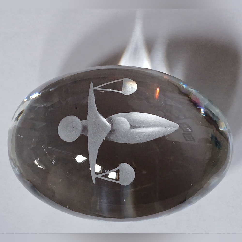 Vintage 70s Clear Glass Crystal Egg Paperweight Zodiac Libra Ekenas Sweden - Picture 14 of 14